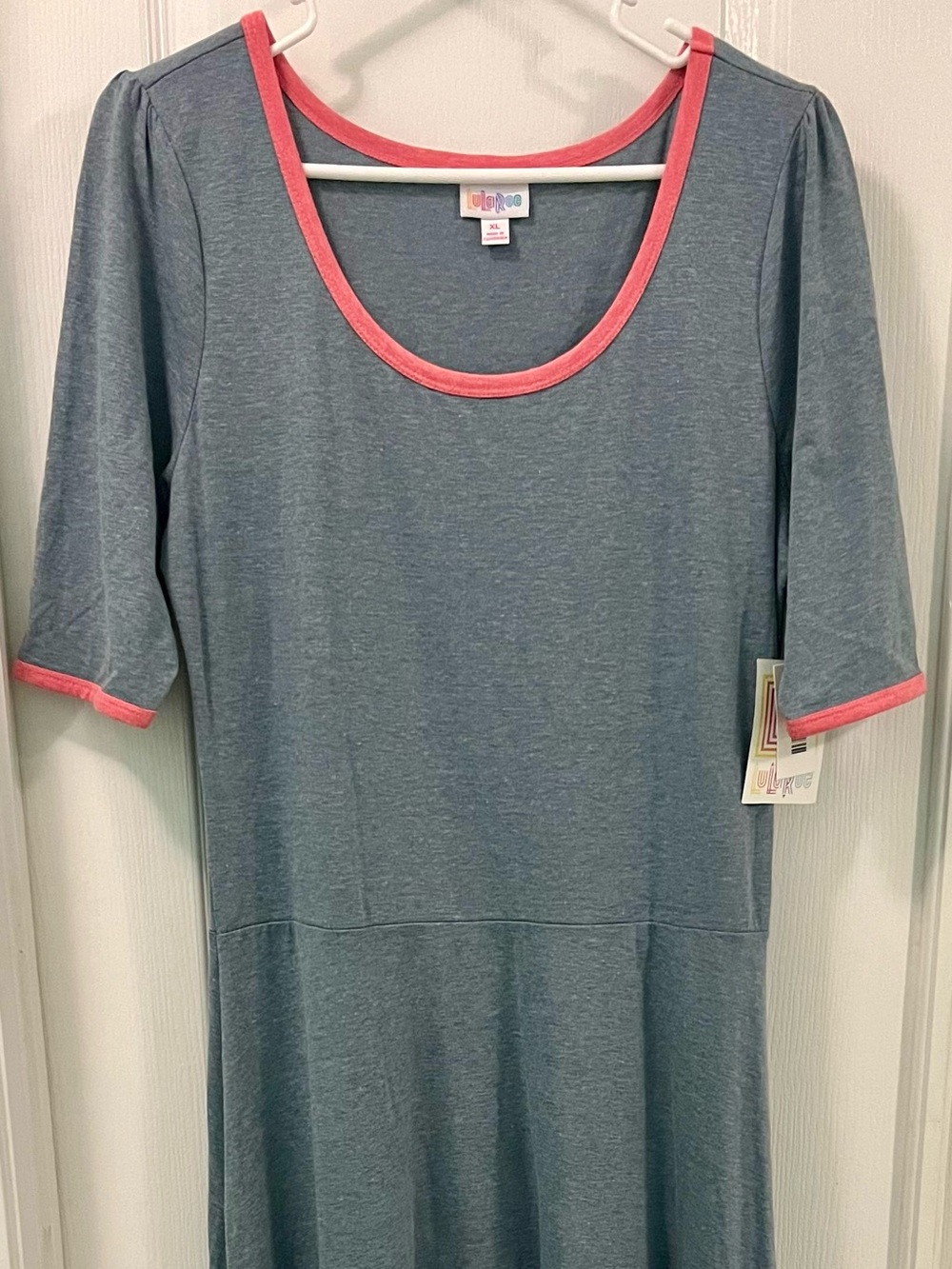 NWT LuLaRoe Ana Maxi Dress XL. Solid Heather Slate Knit Dress w Pink Sleeve Trim